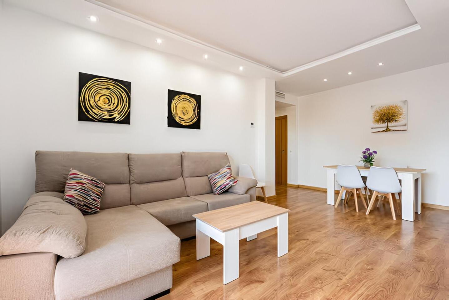 Ven Descansa Y Conoce Malaga Ngoại thất bức ảnh